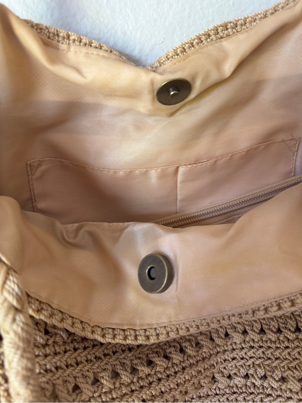 Croft & Barrow Neutral Tan Woven Crochet Shoulder Bag Boho Summer Beach Vacation - Picture 4 of 9